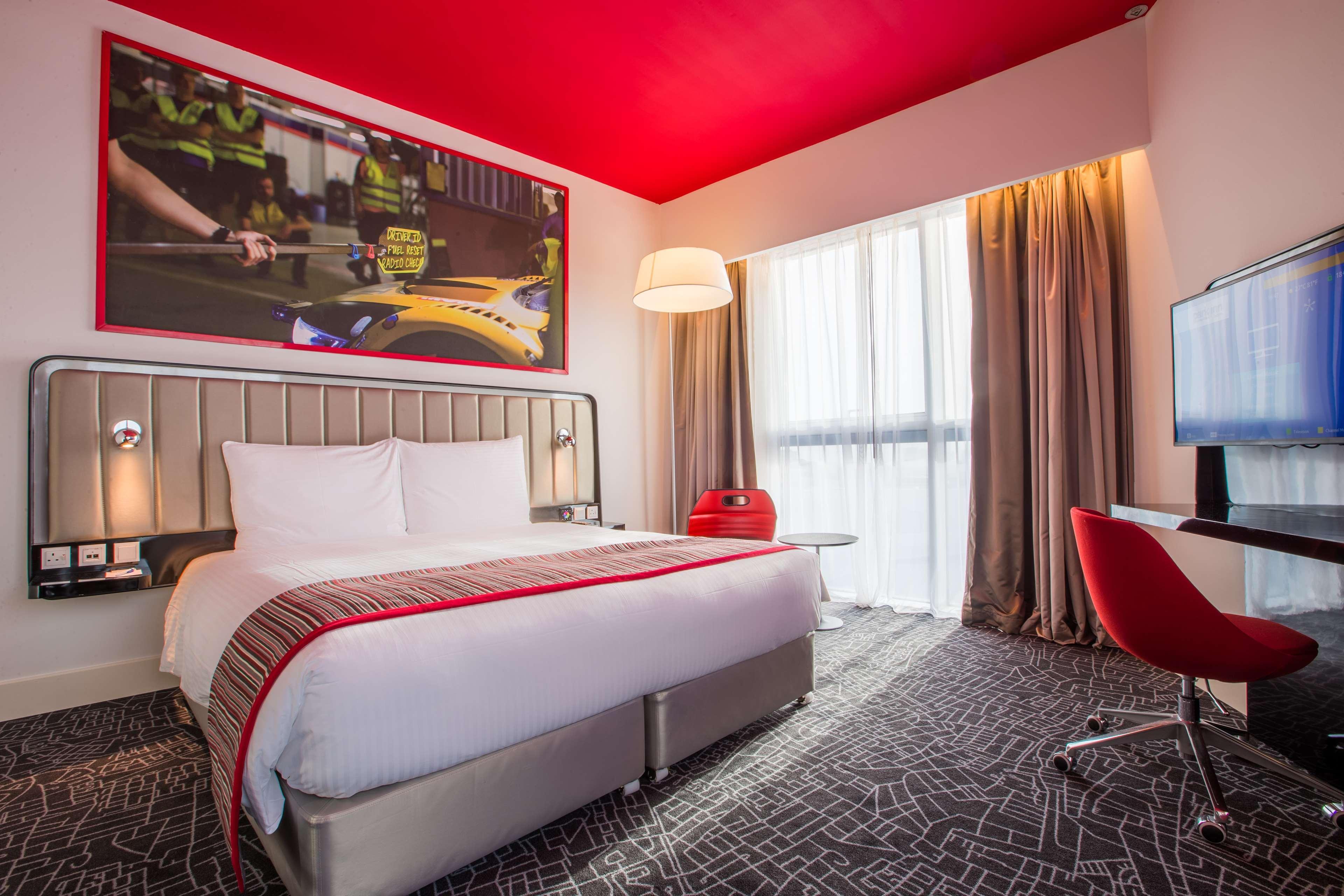 Hotel Park By Radisson Motor Dubái