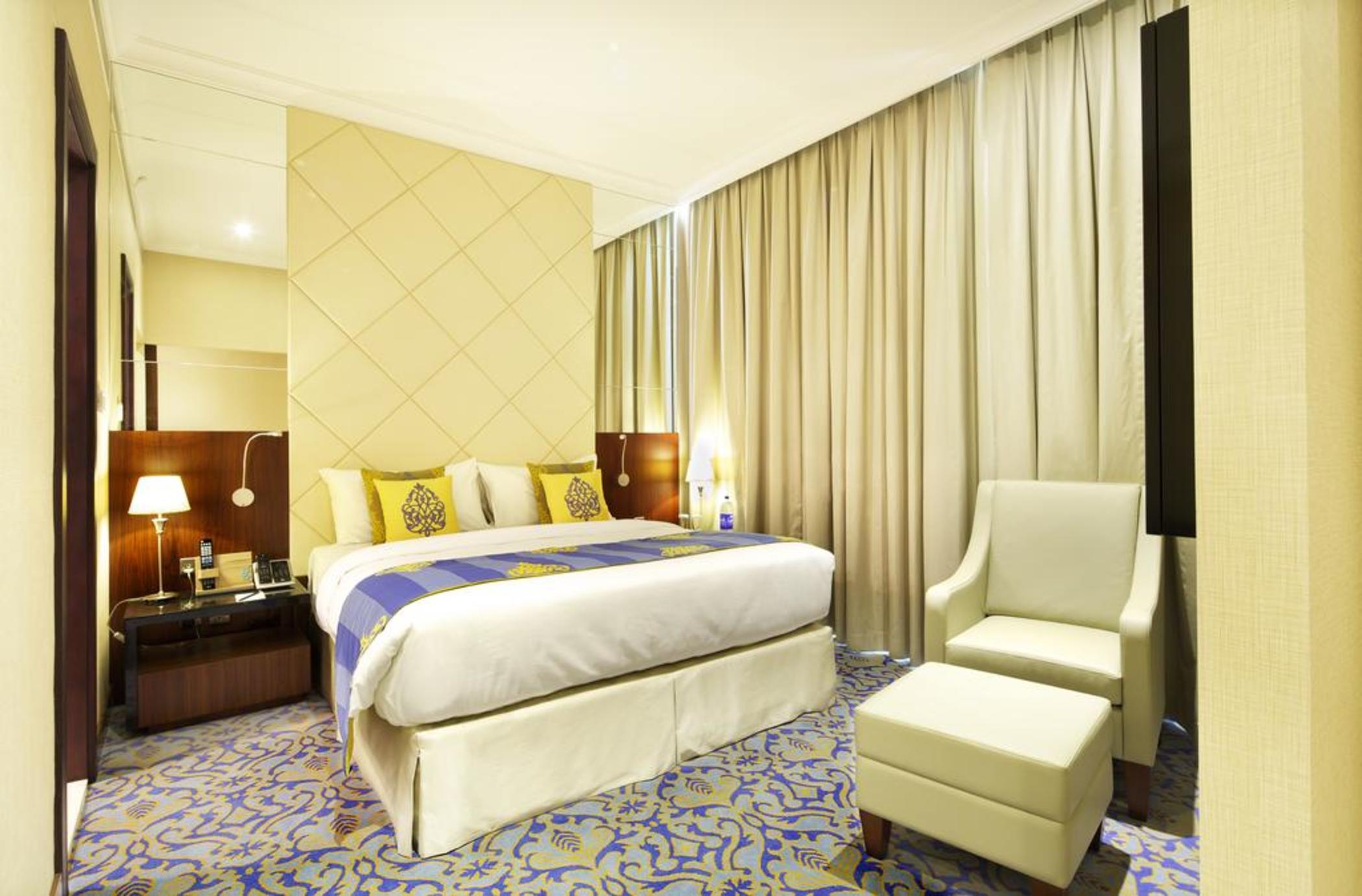 Raviz Center Point Dubai
