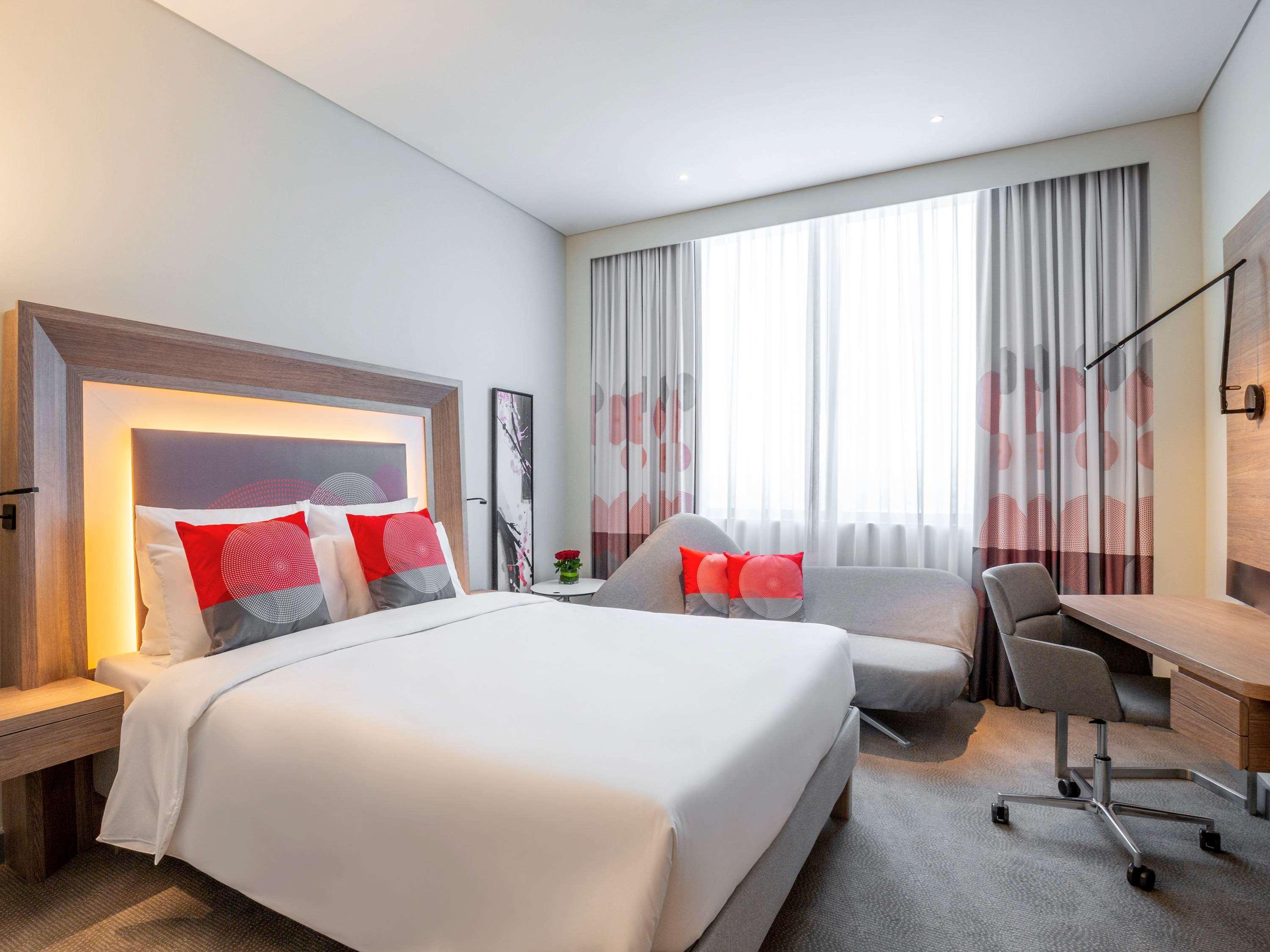 Hotel Novotel Bur - Healthcare Dubai