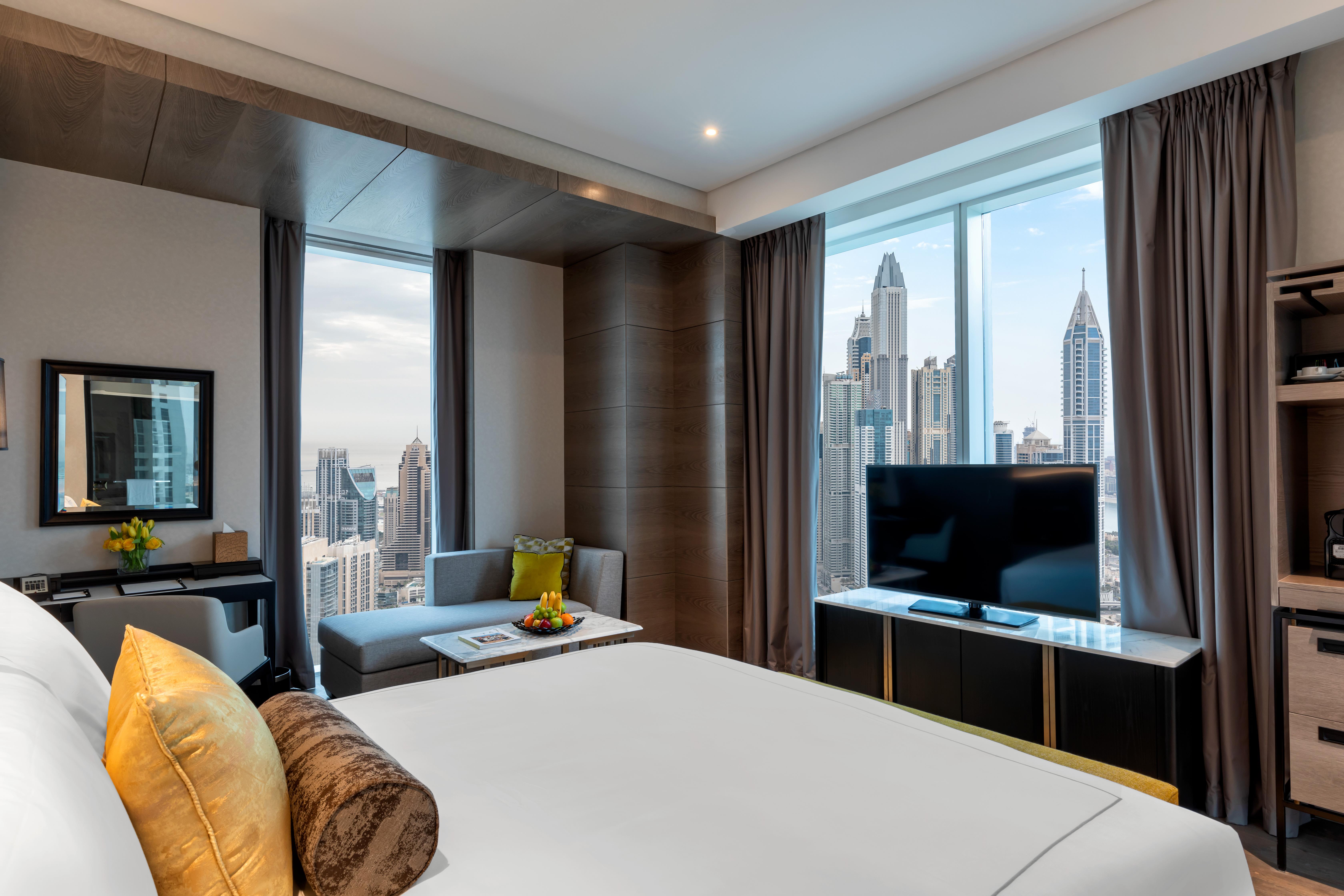 Taj Jumeirah Lakes Towers Dubai