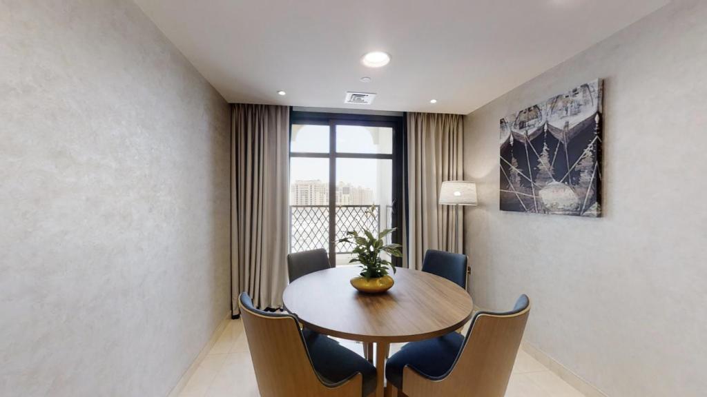 Suha Park Luxury Waterfront Al Jaddaf Hotel