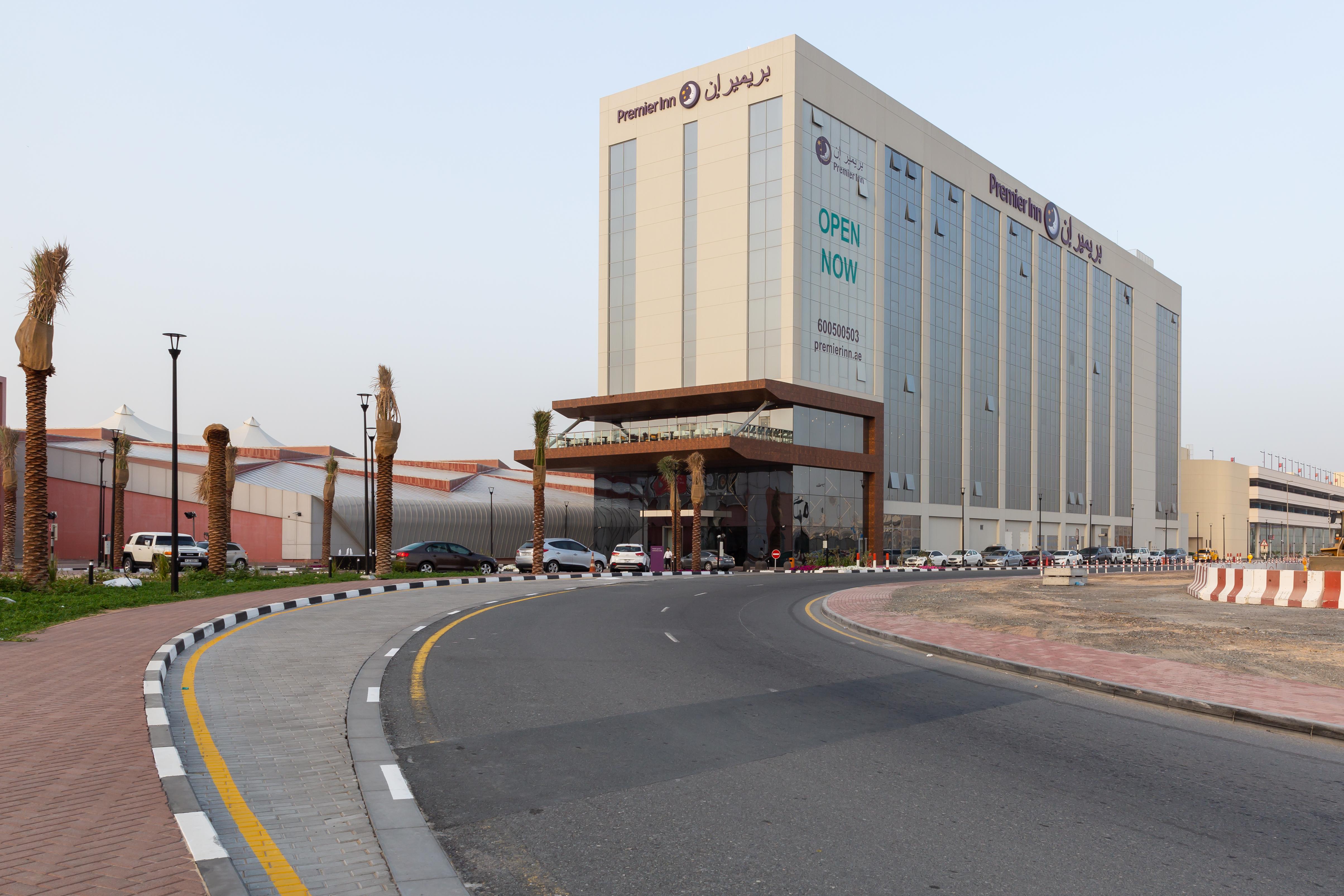 Premier Dragon Mart Hotel