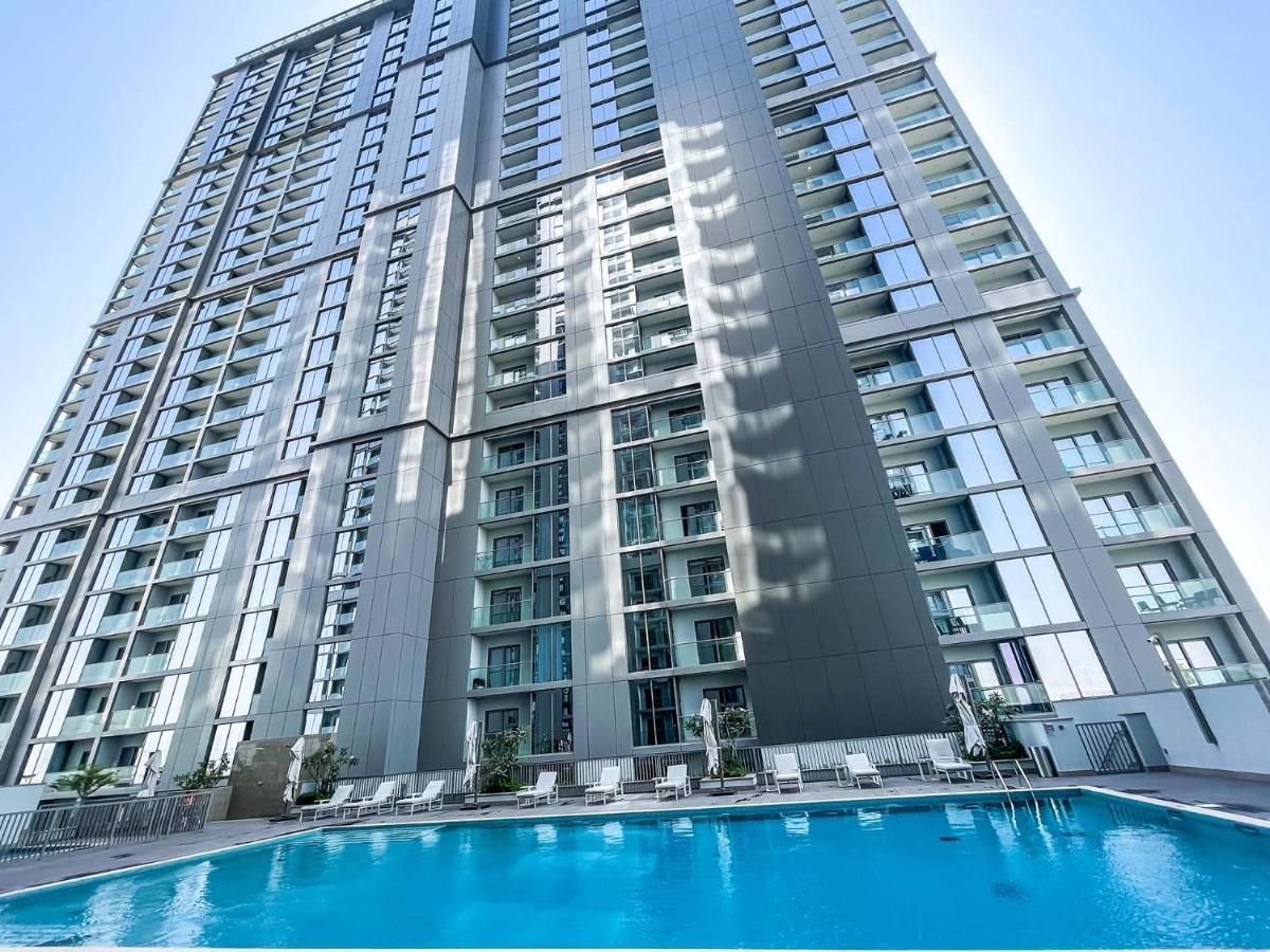 Mindblowing 2 Bedroom With Close View Of Burj Khalifa *