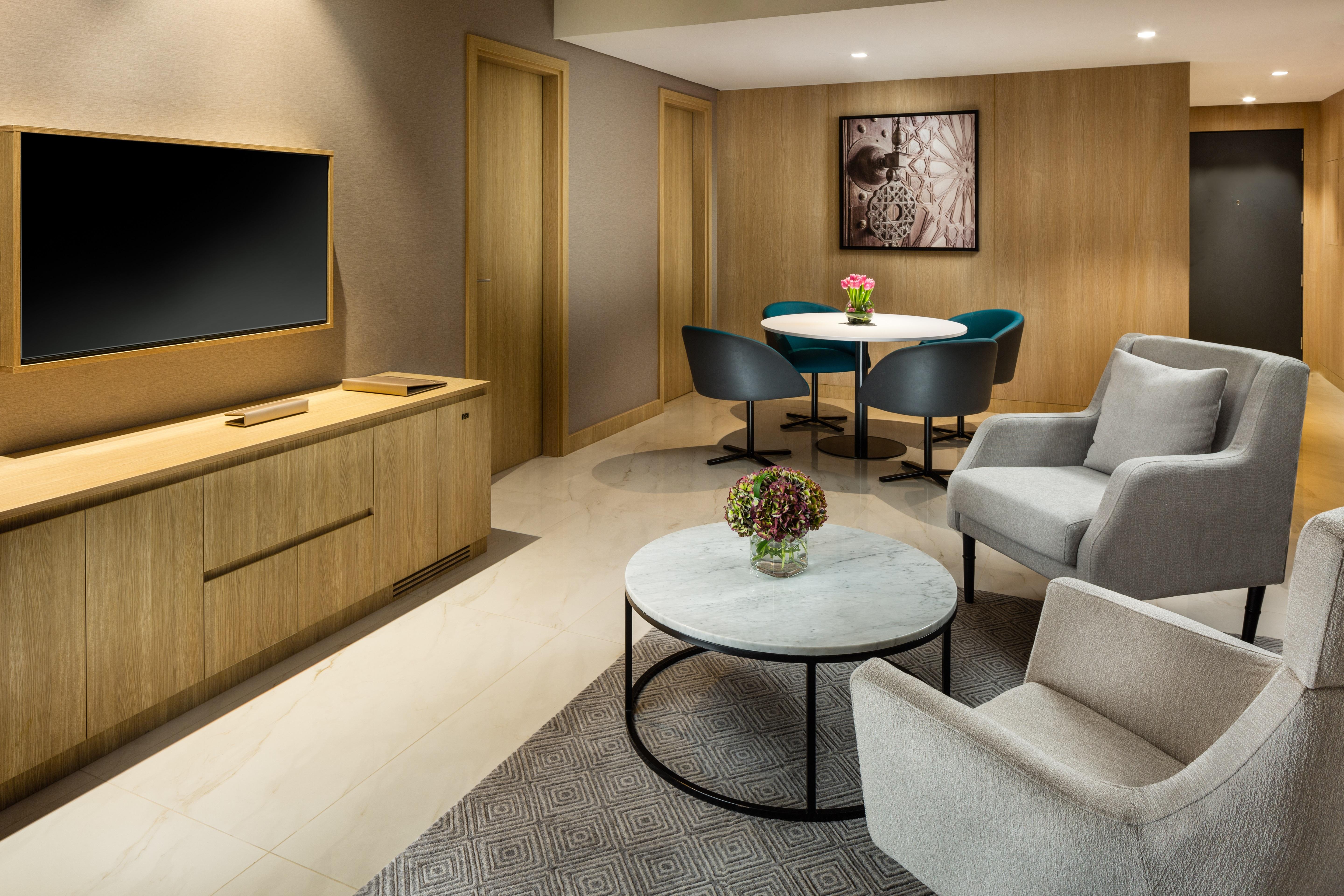 Hotel Millennium Place Mirdif 4*