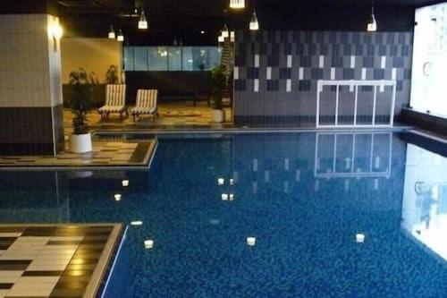 Entire Private Self Catered Marina Appartamento