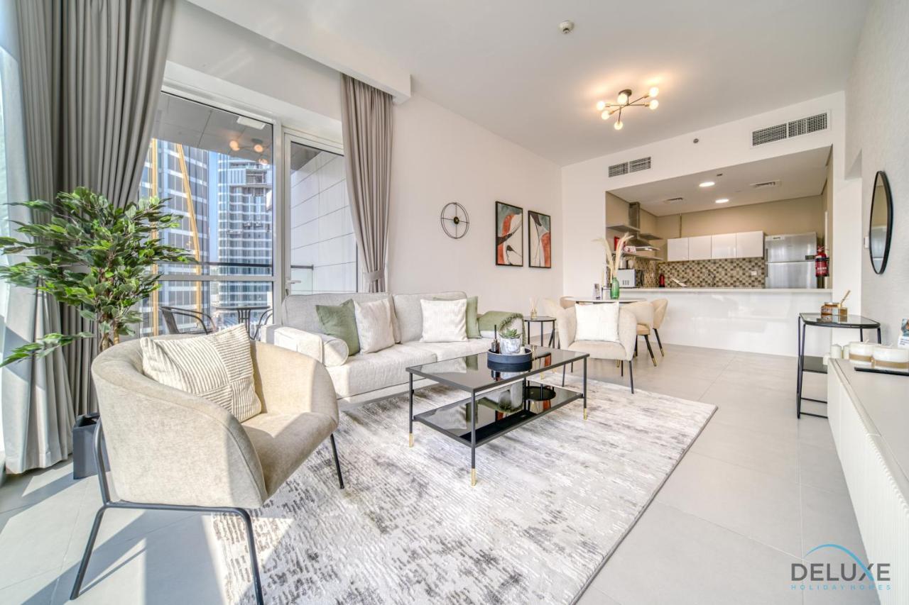 Appartement Of The Week Stylish 1br With Partial Burj Views By Deluxe Homes