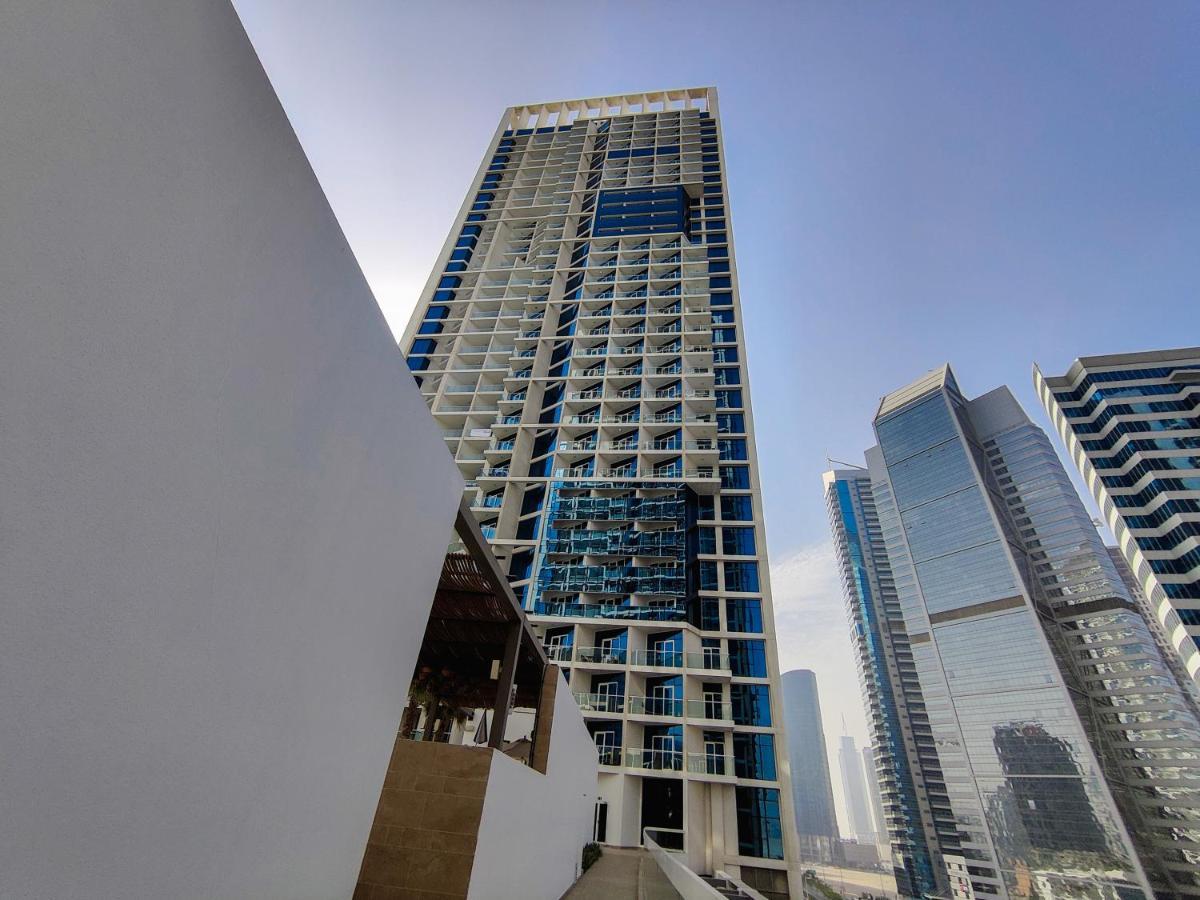 Appartement Higuests - Roomy And Chic With Panoramic Canal Views Dubaï