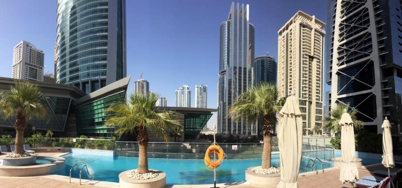 Modern Lake View 1 Bedroom Apt In Jlt * Dubaï