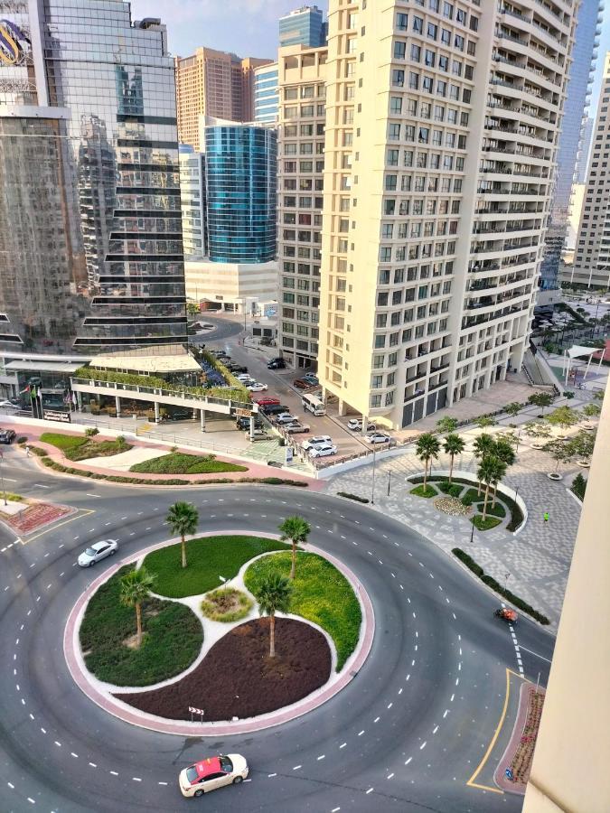 Amazing 2 Bed In Tecom 6 Pax Appartement Dubai