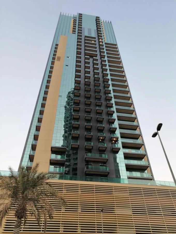 Apartamento Sky View Tower Dubái