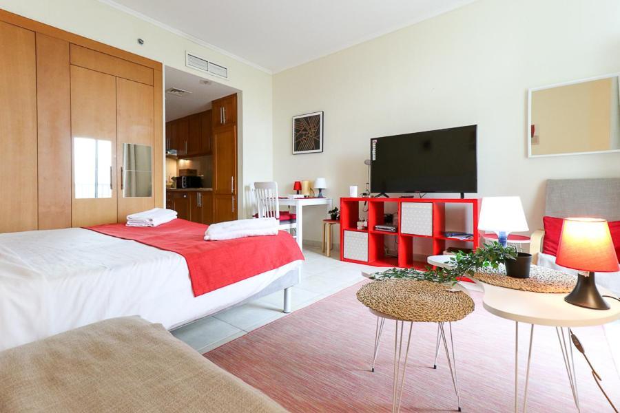 Lägenhet Rh - Beautiful Canal View, Sleek & Spacious Studio, Location