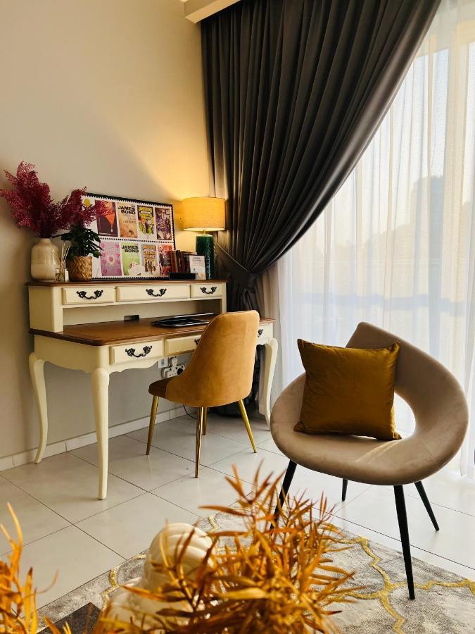 Amazing Park View! Jvc /new 1br Lägenhet