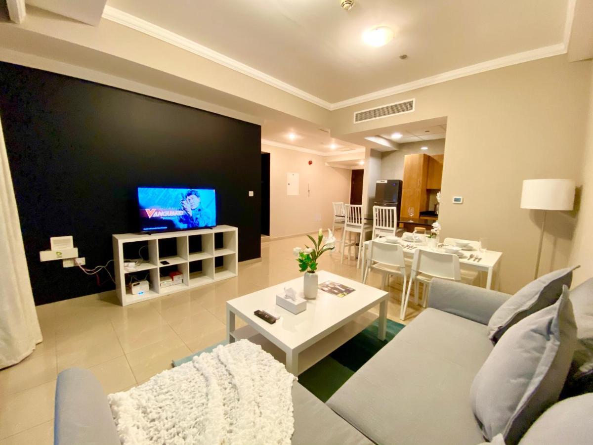 Marco Polo - Bright Apt With Sea And Partial Harbour View