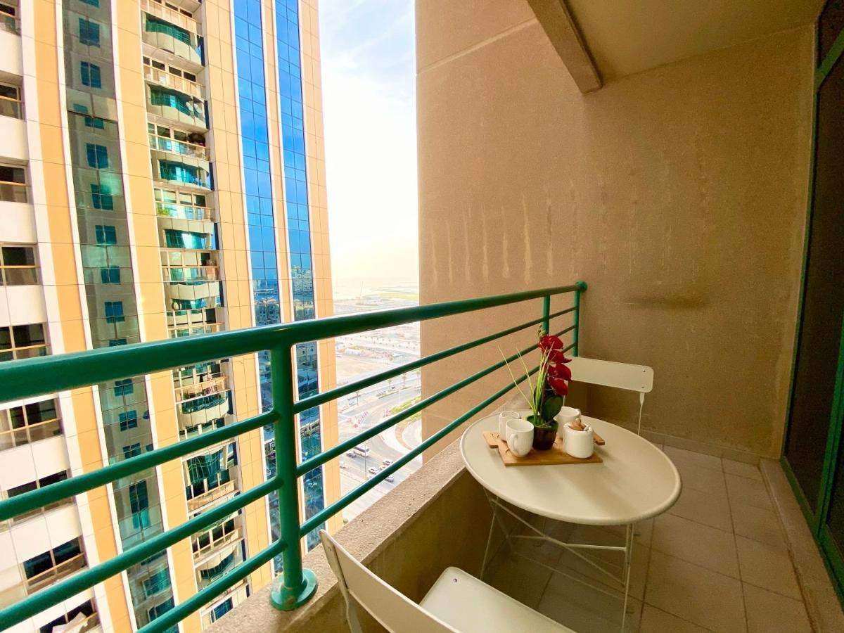 Marco Polo - Bright Apt With Sea And Partial Harbour View Apartment