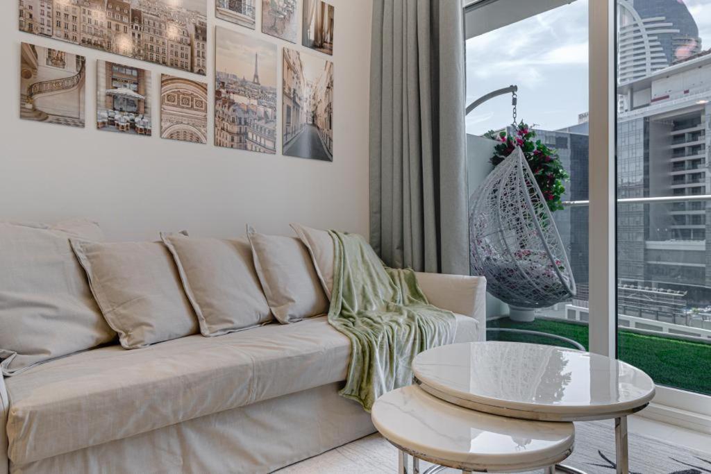 Cozy Brand New 1bd-business Bay- Burj Khalifa View * Dubái