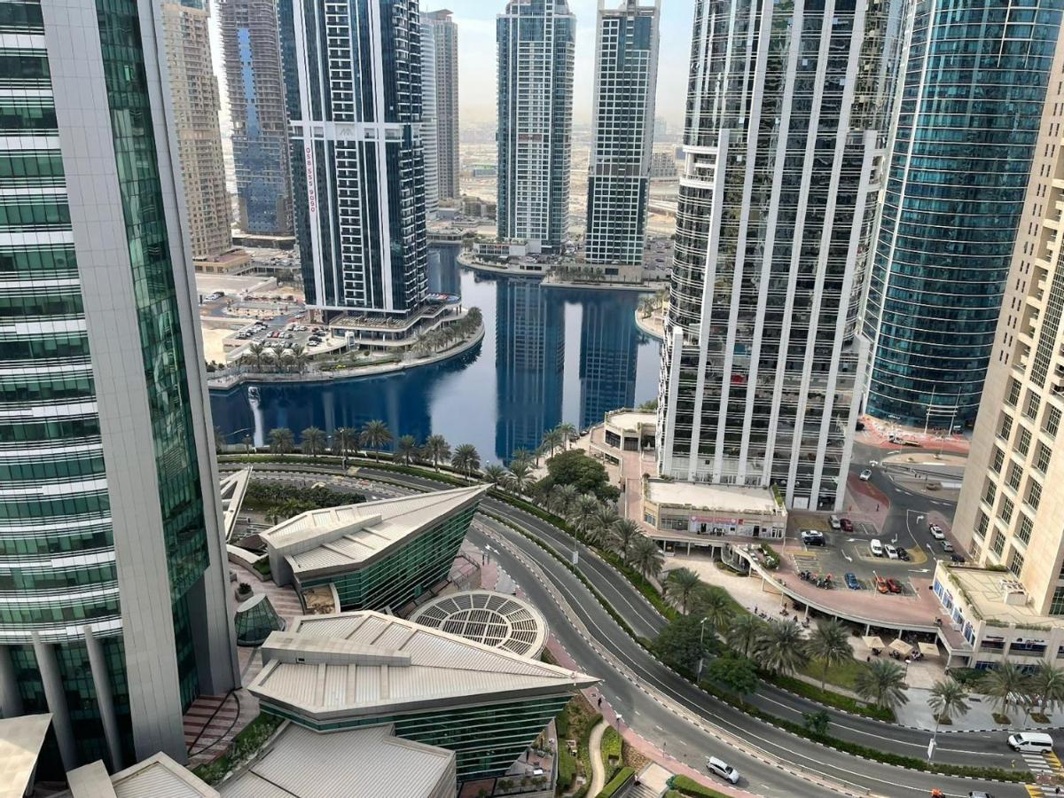 Appartement Modern Lake View 1 Bedroom Apt In Jlt *