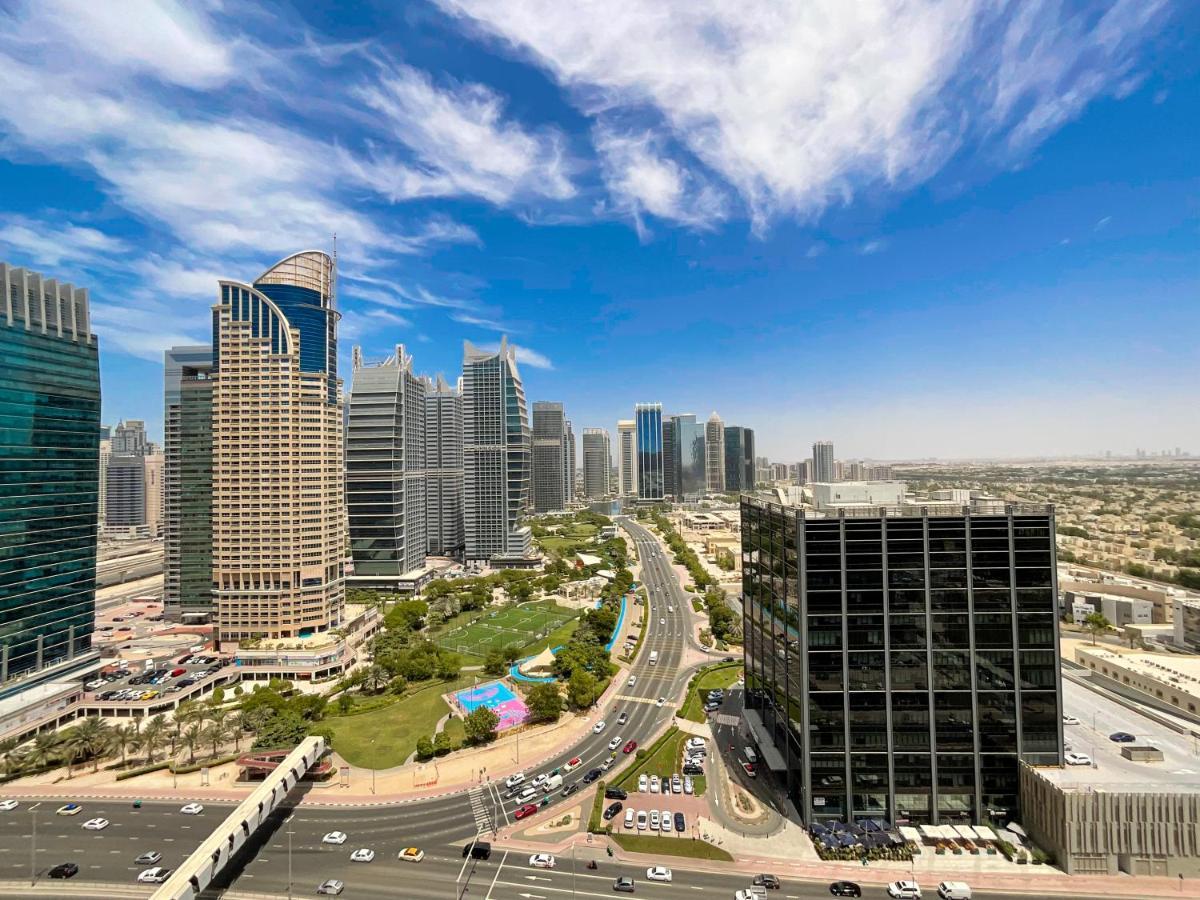 Higuests - Modern With Incredible Skyline View Apartemen
