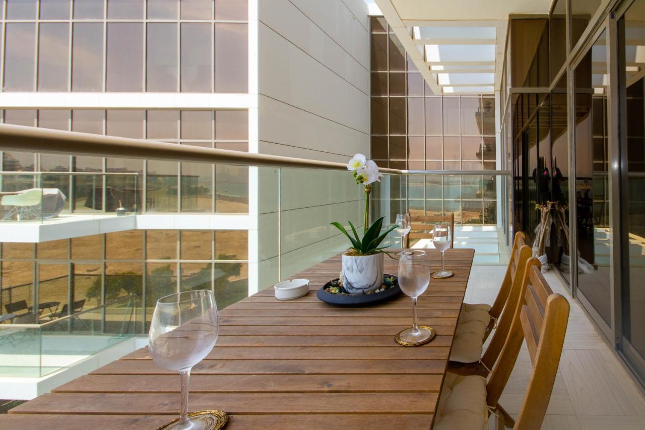 Bespoke Homes - Palm Jumeirah- 2 Bedroom Sea View With Pool & Access, The 8 Apartamento Dubái
