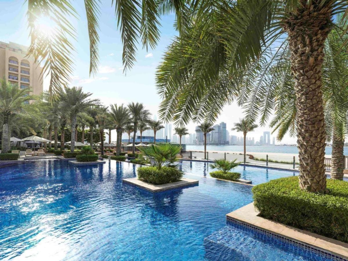 Daniels 2br Fairmont North Full Sea View * Dubai