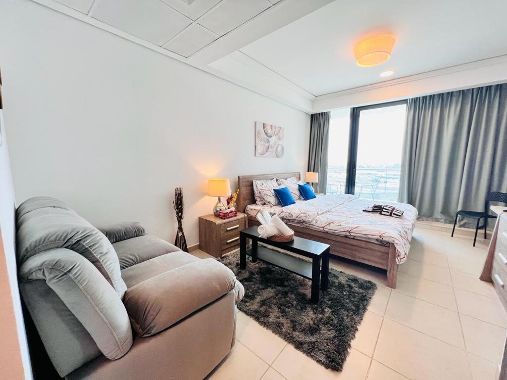Apartamento New Age Vacation Homes - Lovely Studio In Goldcrest Views 2, Jlt *
