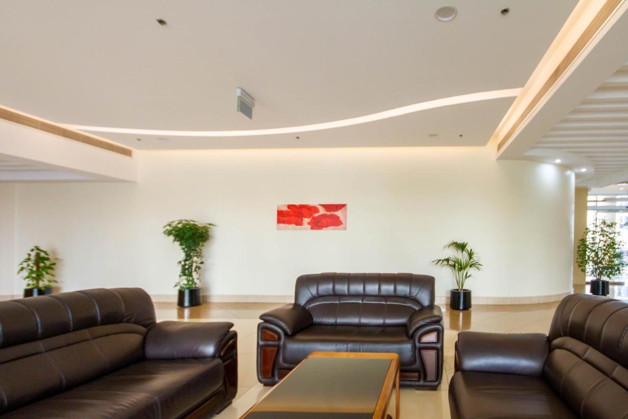 Bespoke Holiday Homes - Studio With Marina View Dubai