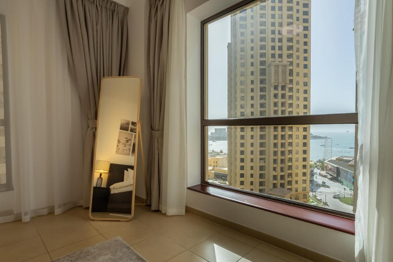 Lovely 2 Bedroom Near The Beach * Dubaï