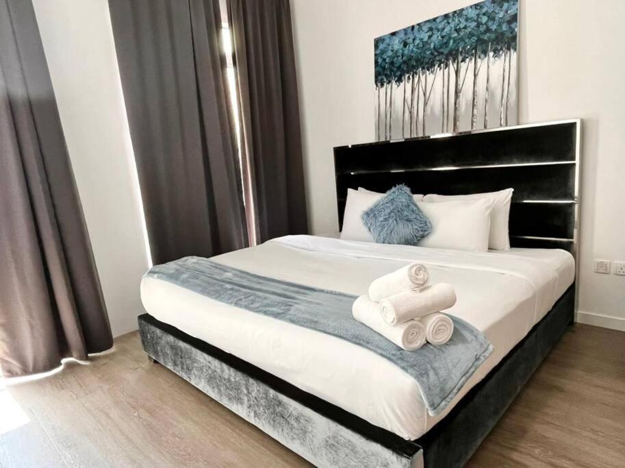 Modernlux - Lovely In Jvt Next To Park Appartement Dubaï
