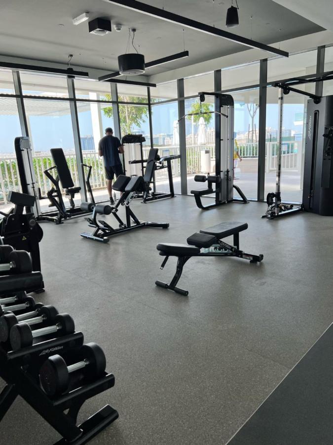 Appartement Stunning 1br Apt High Floor With Palm View & Private Beach At Emaar Beachfront Dubaï