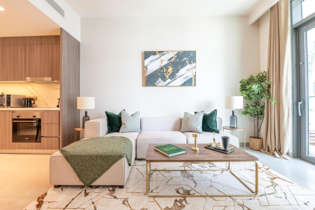 Stunning 1br Apt High Floor With Palm View & Private Beach At Emaar Beachfront Appartement *