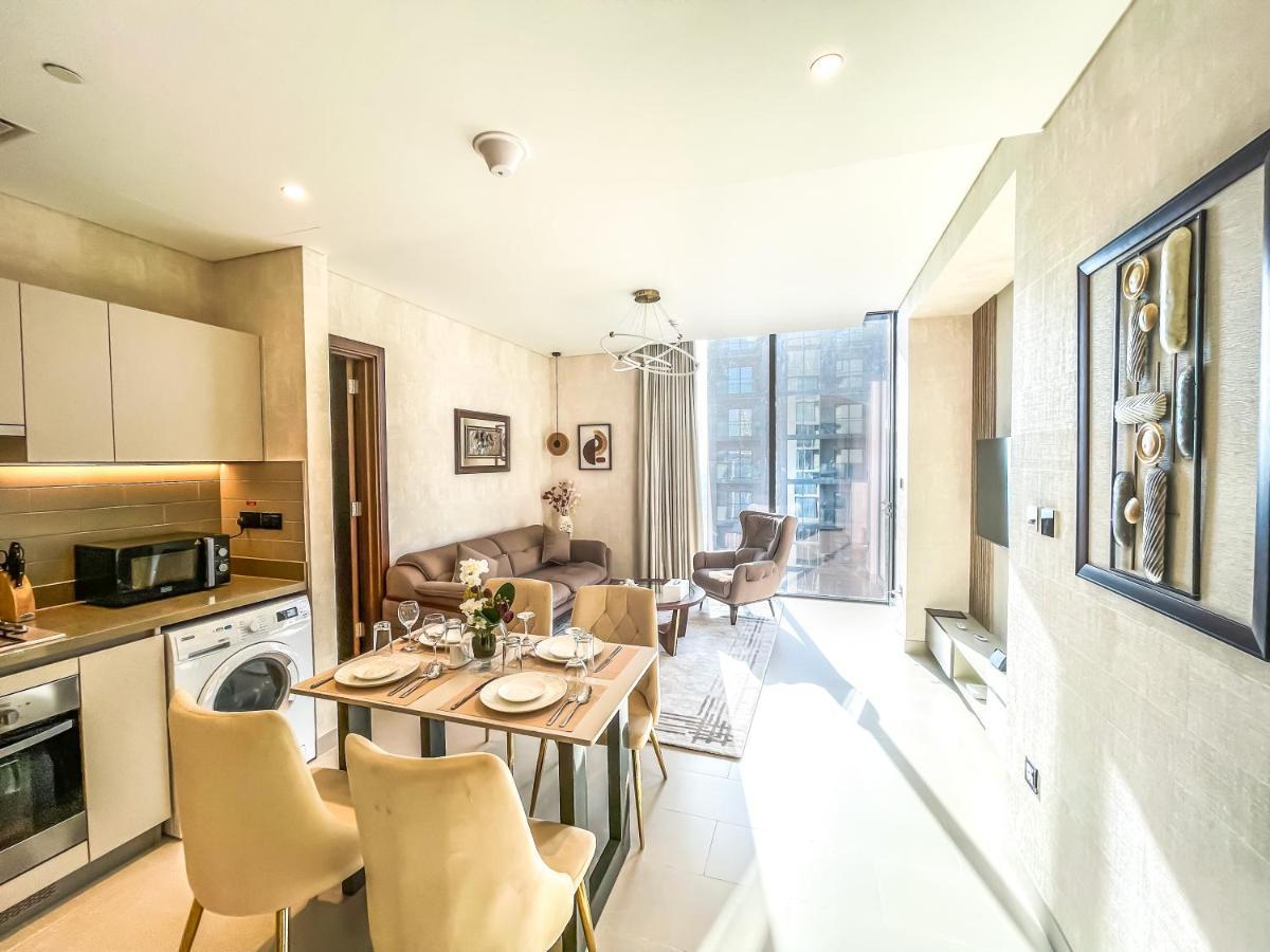 By Latinem Luxury 2 Bedroom Cv B2508 Near Burj Khalifa Appartement Dubai