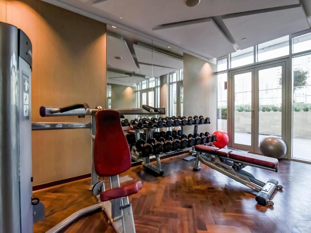 Apartment Majestine Downtown And Canal View Dubai