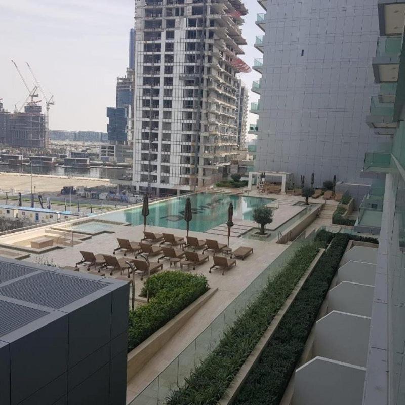Majestine Downtown And Canal View Apartment