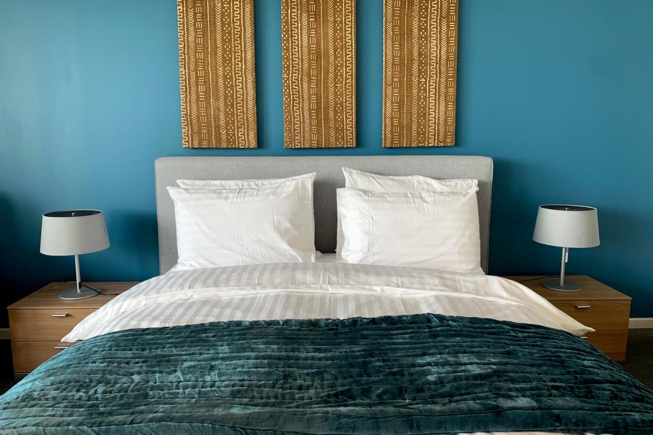 Water Views At Large Luxury One Bed * Dubaï