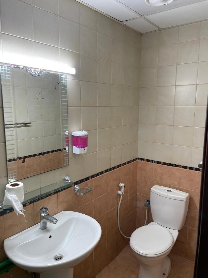 Penginapan Pharos Sheikh Zaied Private Bed Space