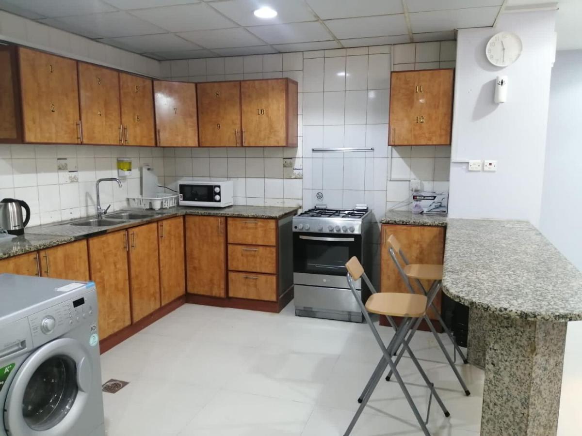 Penginapan Pharos Sheikh Zaied Private Bed Space