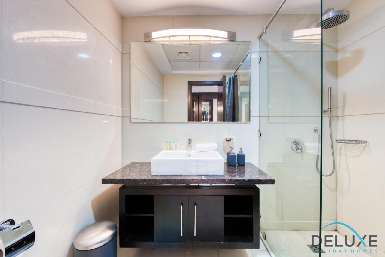Upgraded 2br Near To Marina Mall & Other Key Landmarks, 23 Marina Tower, Marina By Deluxe Homes Apartment *