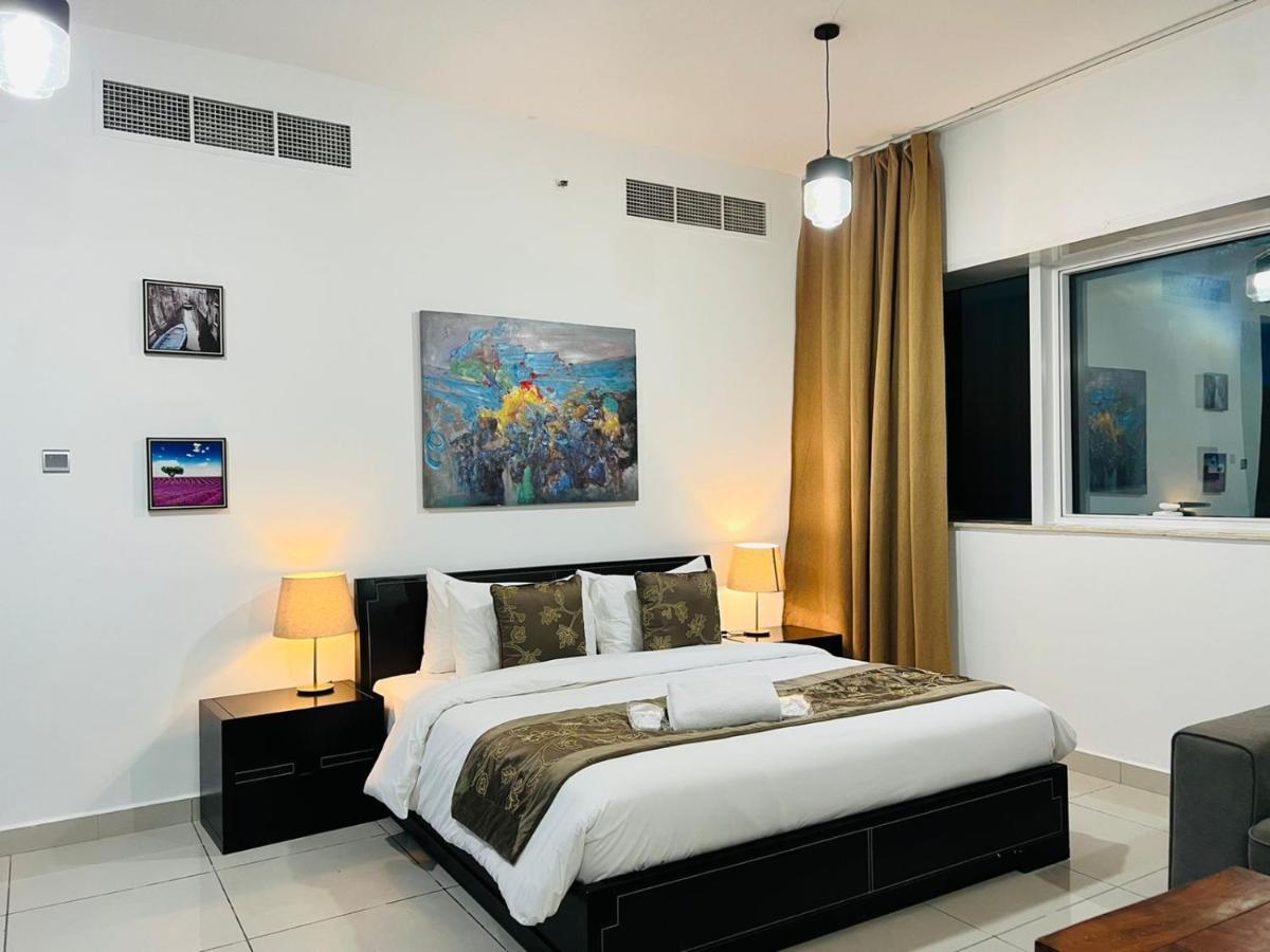 Entire Private Self Catered Marina Appartamento Dubai