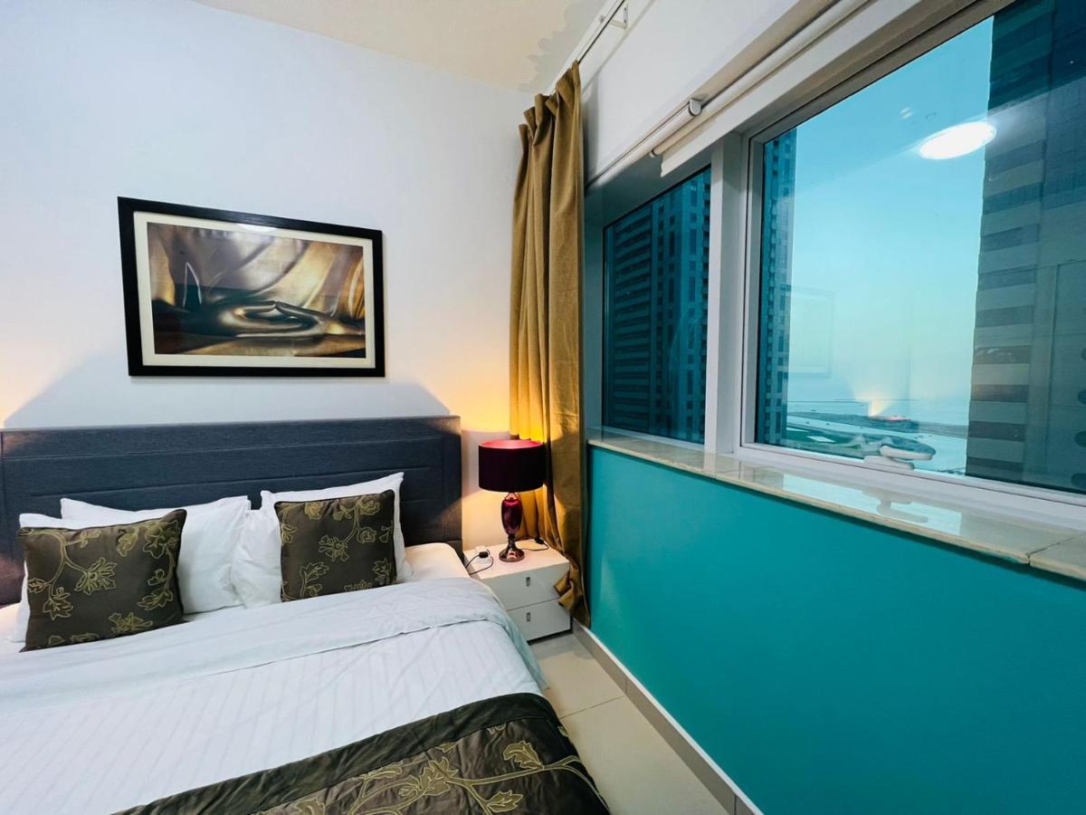 Entire Private Self Catered Marina Apartamento