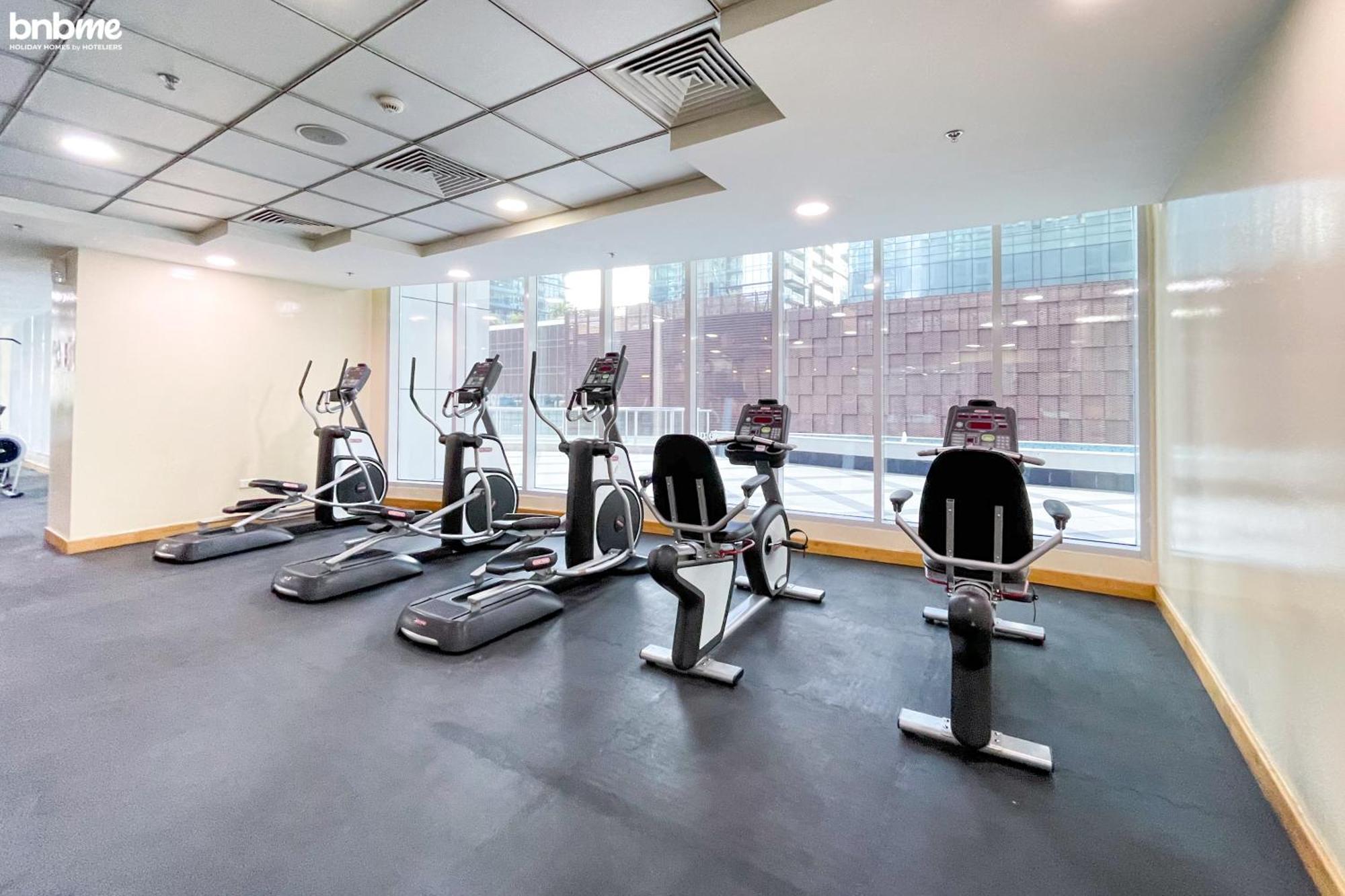 Bnbmehomes - Experience Luxurious Sky High Marina Living - 8044 Appartement Dubaï