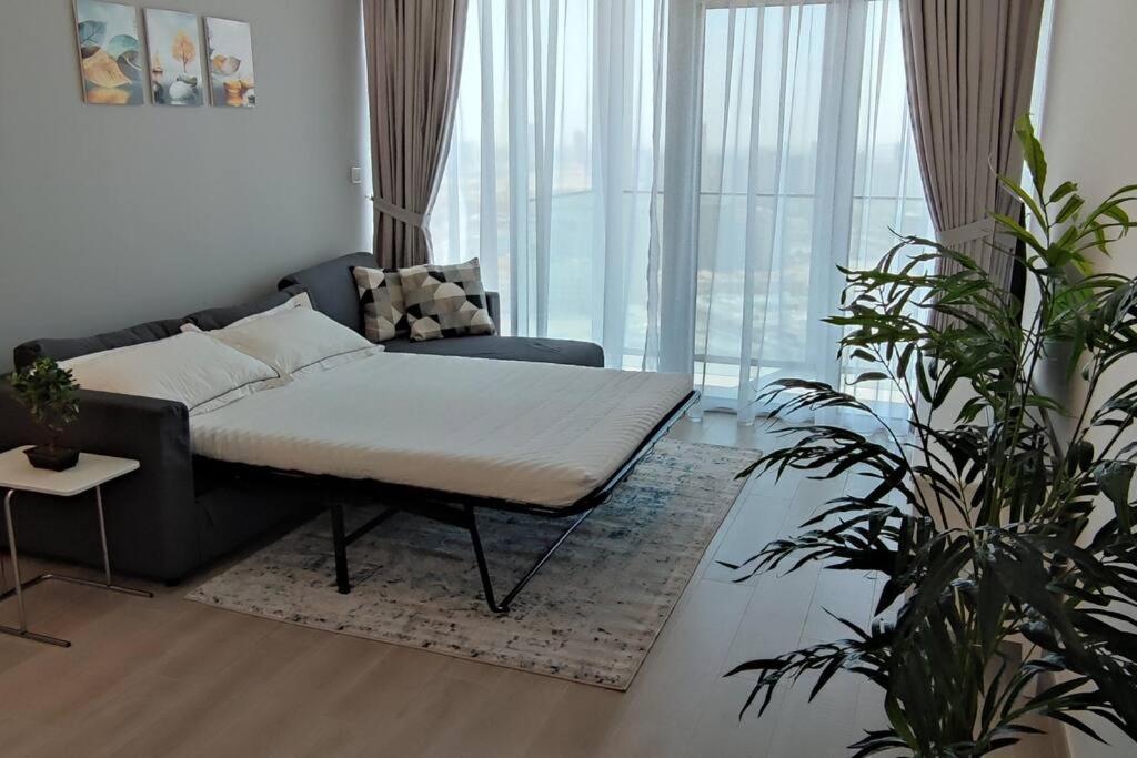 High Floor 1br Vacation With Terrace Dubái