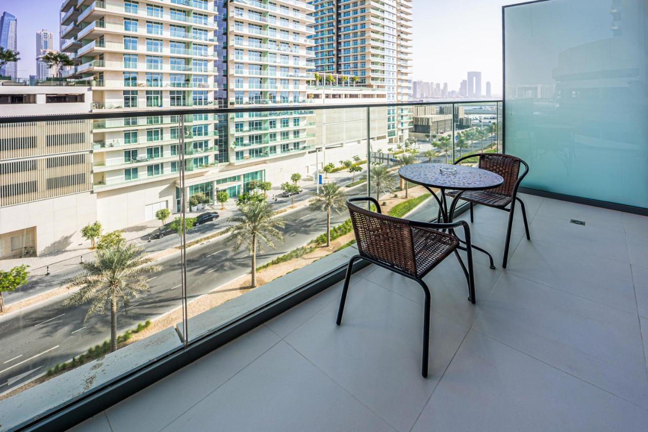 Appartement Lovely In Vista Tower, Beachfront