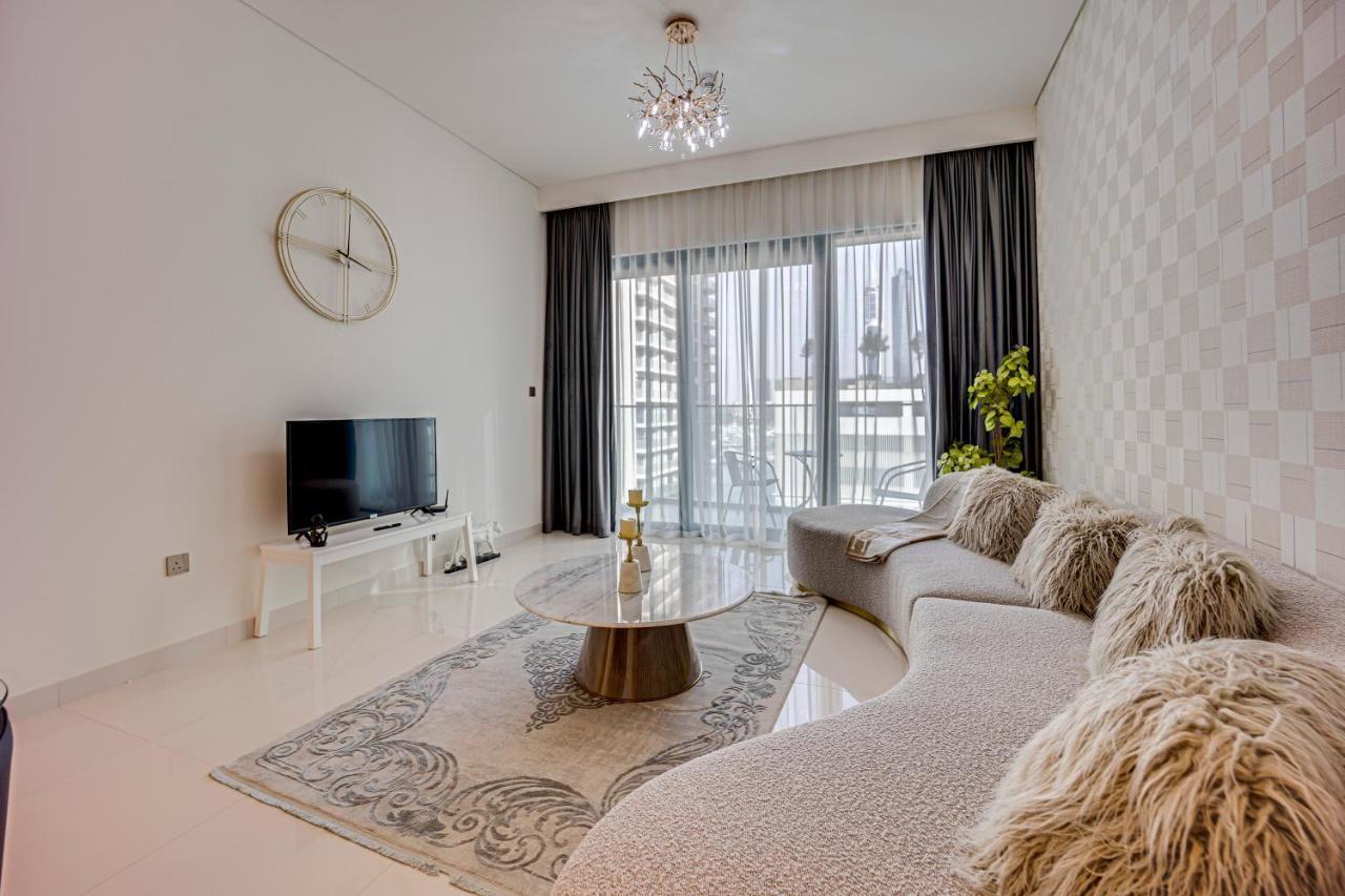 Lovely In Vista Tower, Beachfront Appartement