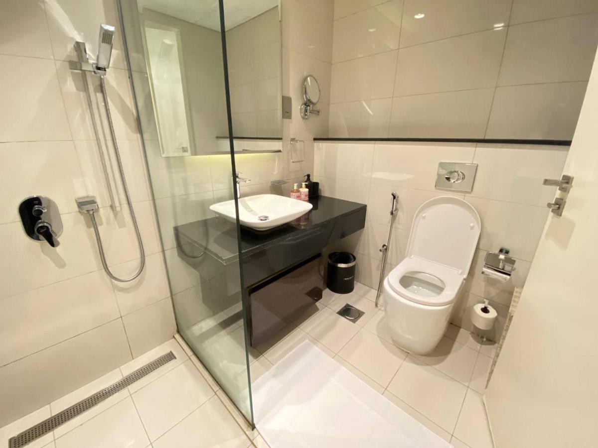 Apartment Majestine Downtown And Canal View Dubai