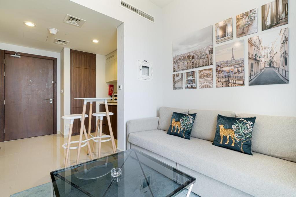 Fantastic Brand New 1 Bedroom Business Bay - Burj View Appartement