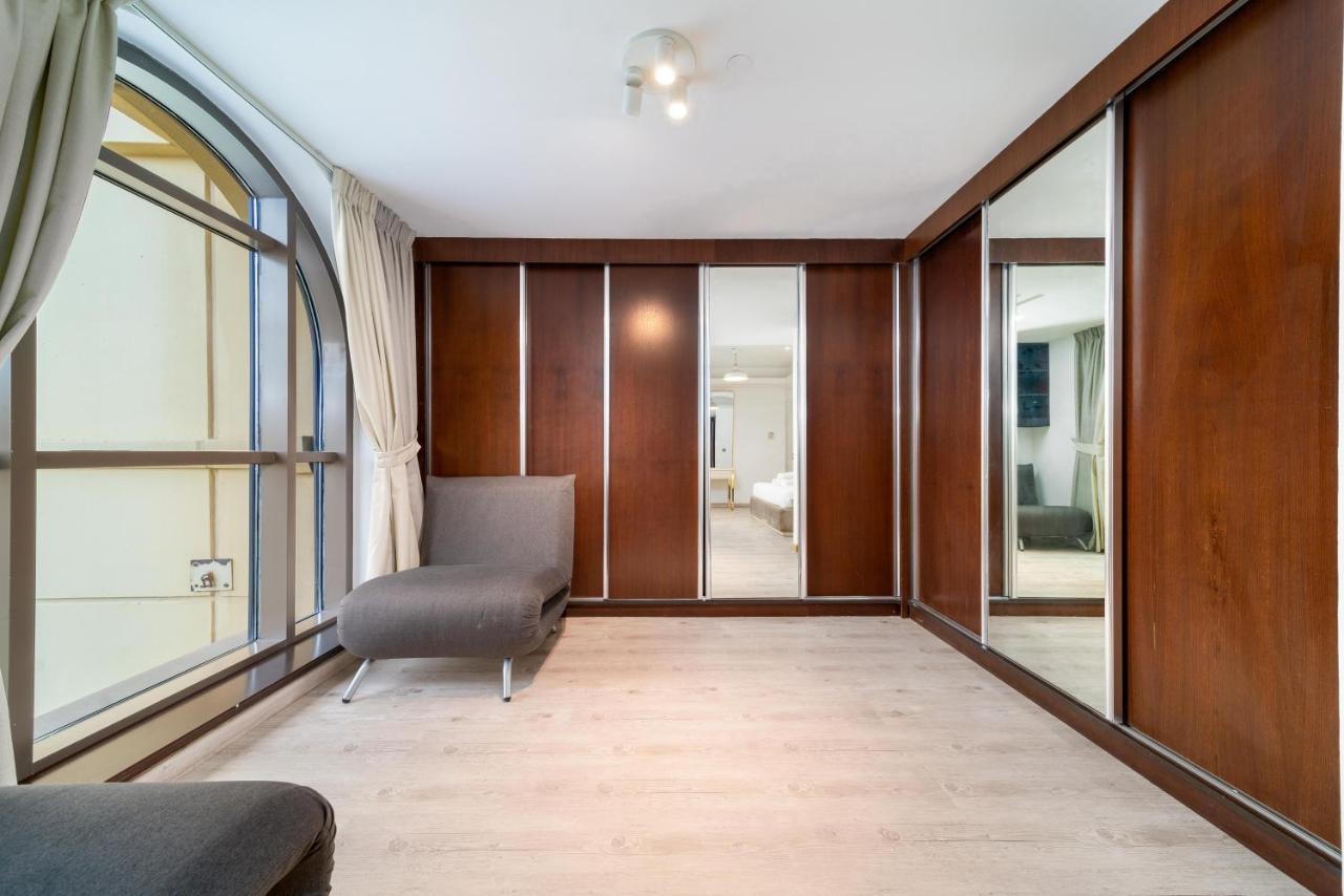 Elan 5-bedroom Beach Apartment *
