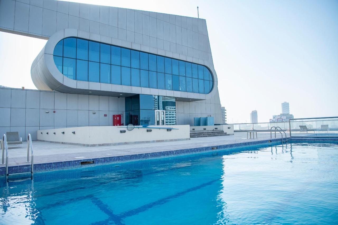 In The Heart Of Sports -great View & Amenities! * Dubai