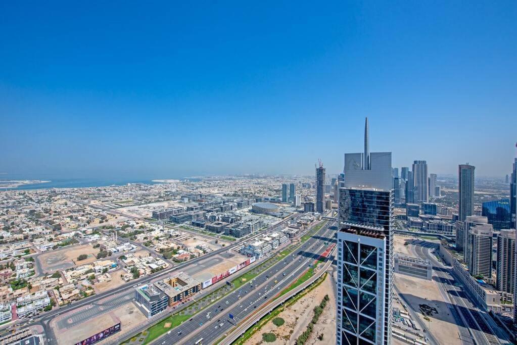 Opulent Hollywood Styled Flat In Paramount Tower Apartament