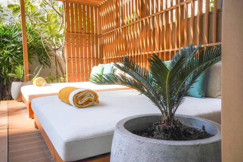 Private Pool Apt. Five Palm Jumeirah Up To 6guest * Dubái