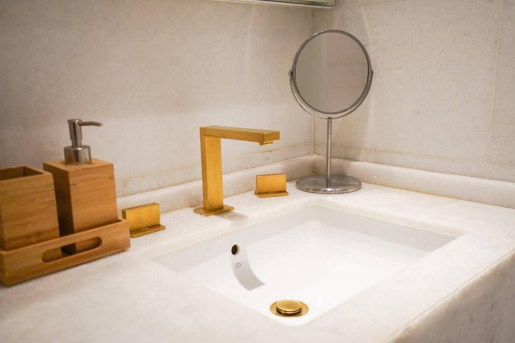 Private Pool Apt. Five Palm Jumeirah Up To 6guest Appartement