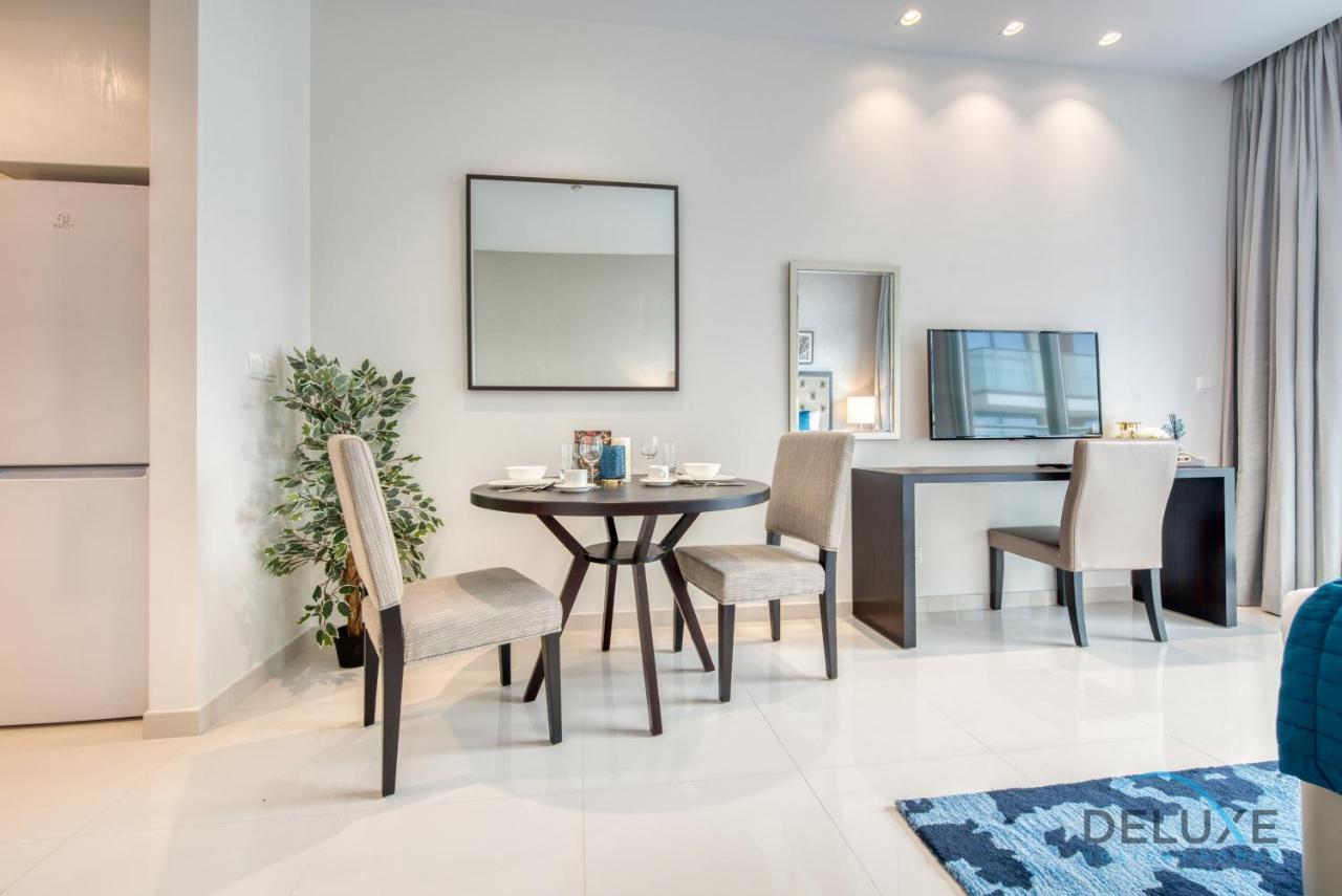 Sleek At Celestia A South By Deluxe Homes Appartement